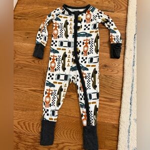 LITTLE SLEEPIES Fast Lane Print Bamboo Zippy Pajamas Size 6-12 Months